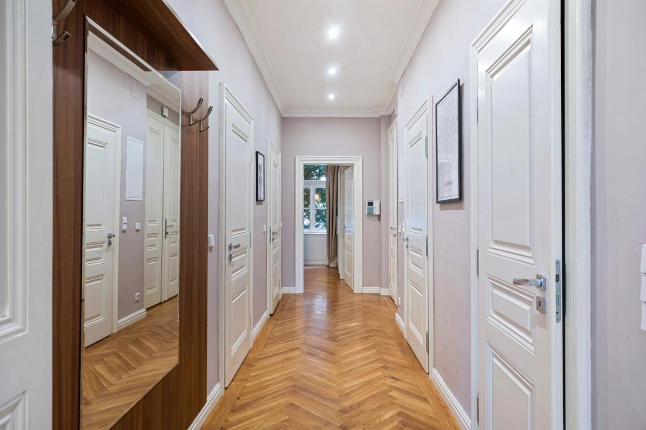 Imperial Apartments Schoenbrunn - Contactless Check-In Viena Exterior foto